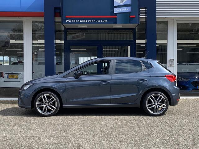 Seat IBIZA 1.0 EcoTSI Style Business Intense / NL-Auto / 2 Jaar-Fabrieksgarantie / 27.000 KM / Apple-Carplay & Android-Auto / Stoelverwarming / Cruise-Control / Premium-Audio / DAB Radio-Bluetooth / Navi / LED / PDC met Camera / 17'' LMV / ENZ.