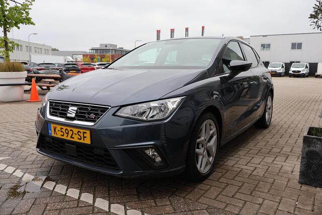 Seat IBIZA 1.0 TSI FR Business Intense Pano | Camera | Carplay | Navi | PDC | Bots Sensor | Sport Stoelen