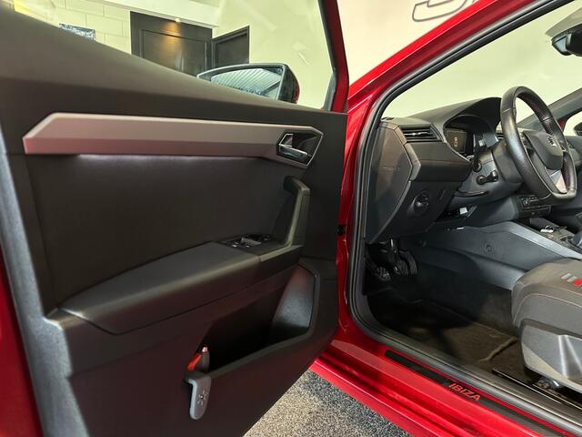 Seat IBIZA 1.0 TSI FR BNS INT. NAP l PANO l 116PK l CARPLAY l 17 INCH l CLI