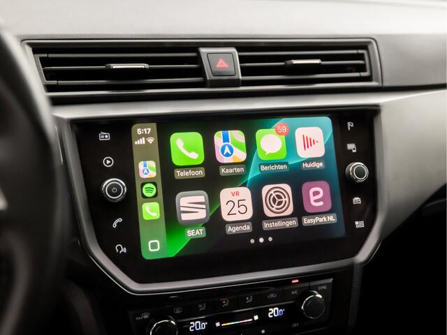 Seat IBIZA 1.0 TSI Intense Sport (SCHUIFDAK, APPLE CARPLAY, GROOT NAVI, CLIMATE, CAMERA, SPORTSTOELEN, LM VELGEN, CRUISE, NIEUWE APK, NIEUWSTAAT)