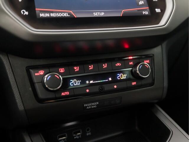 Seat IBIZA 1.0 TSI Intense Sport (SCHUIFDAK, APPLE CARPLAY, GROOT NAVI, CLIMATE, CAMERA, SPORTSTOELEN, LM VELGEN, CRUISE, NIEUWE APK, NIEUWSTAAT)