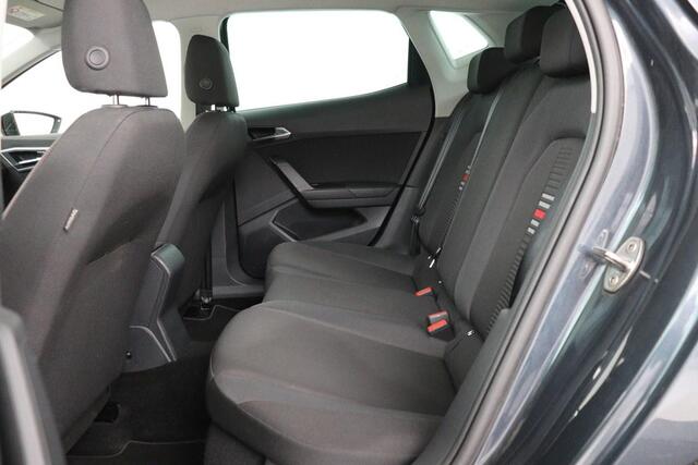 Seat IBIZA 1.0 TSI FR Intens | Stoelverwarming | Adaptive cruise | BEATS Pack | Full LED | Carplay | DAB | Camera | Climate control