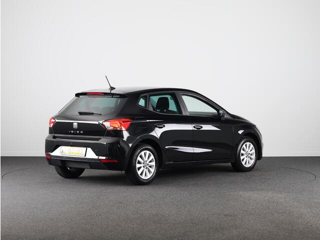Seat IBIZA 1.0 TSI Style Business Intense 95 pk | Navigatie | Parkeersensoren | Achteruitrijcamera | Cruise control | Autom. airco | Apple Carplay/Android Auto |