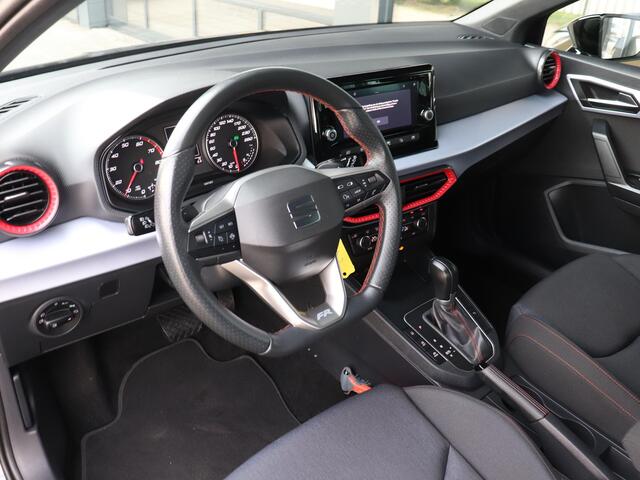 Seat IBIZA 1.5 TSI 150pk FR Sport | Apple Carplay/Android Auto | Cruise Control | Full LED | Parkeersensoren | 17" Lichtmetalen velgen |