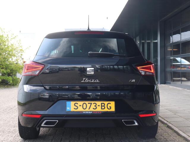 Seat IBIZA 1.5 TSI 150pk FR Sport | Apple Carplay/Android Auto | Cruise Control | Full LED | Parkeersensoren | 17" Lichtmetalen velgen |