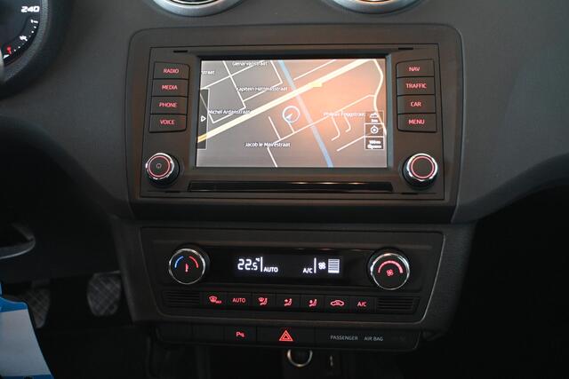 Seat IBIZA 1.0 EcoTSI FR Connect Navigatie Airco Cruise control Trekhaak PDC 100% Onderhouden Inruil Mogelijk!