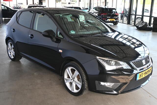 Seat IBIZA 1.0 EcoTSI FR Connect Navigatie Airco Cruise control Trekhaak PDC 100% Onderhouden Inruil Mogelijk!