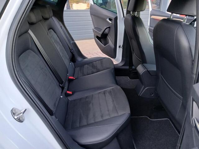 Seat IBIZA 1.0 TSI Excellence + LED + Navi + Camera + Winter pakk. etc. etc.