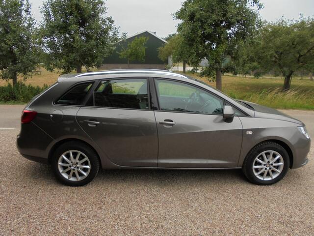 Seat IBIZA ST 1.0 EcoTSI Style Connect **1e EIGENAAR**130.000 org.km.NAP**DEALER ONDERHOUDEN**