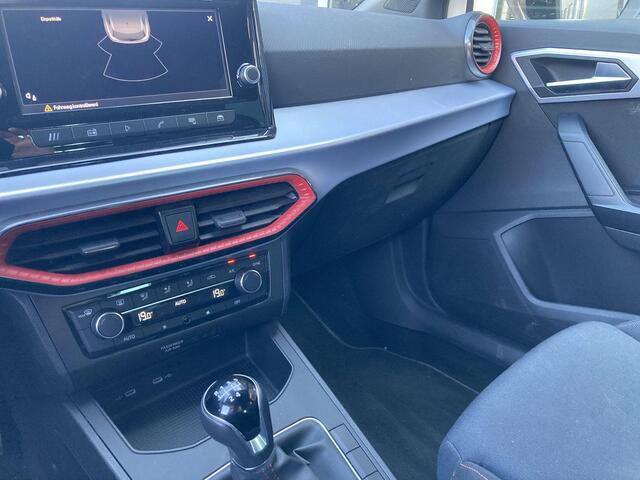 Seat IBIZA 1.0TSI/95PK FR · Navigatie · App connect · Parkeersensoren · Garantie tot mei 2028 of 80000km.