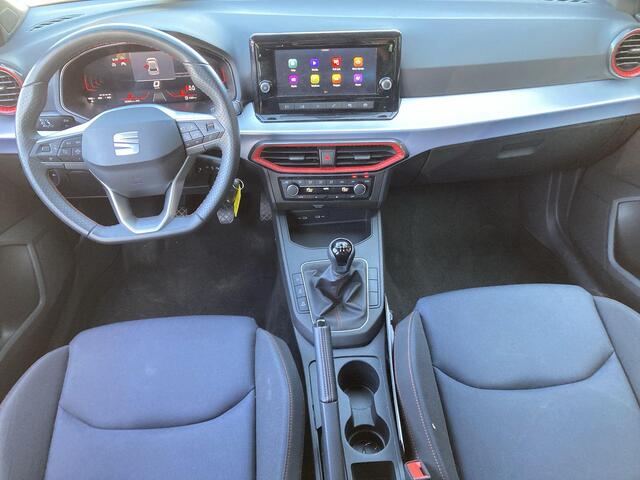 Seat IBIZA 1.0TSI/95PK FR · Navigatie · App connect · Parkeersensoren · Garantie tot april 2028 of 80000km.