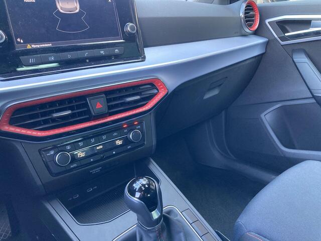 Seat IBIZA 1.0TSI/95PK FR · Navigatie · App connect · Parkeersensoren · Garantie tot april 2028 of 80000km.