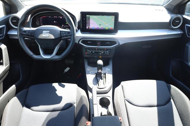 Seat IBIZA 1.0 EcoTSI FR 110PK / 81kW Apple Carplay & Android Auto, achteruitrijcamera, verwarmbare voorstoelen, navigatie, full LED koplampen, grootlichtassistent, adaptive cruise control (ACC), Travel Assist incl. file assistent, getint glas achter, elektrisch ver