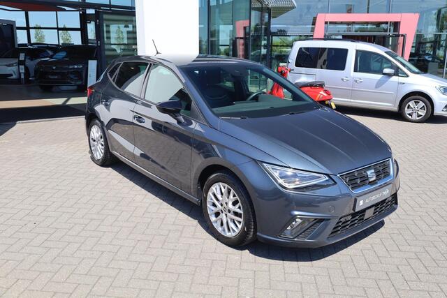 Seat IBIZA 1.0 EcoTSI FR 110PK / 81kW Apple Carplay & Android Auto, achteruitrijcamera, verwarmbare voorstoelen, navigatie, full LED koplampen, grootlichtassistent, adaptive cruise control (ACC), Travel Assist incl. file assistent, getint glas achter, elektrisch ver