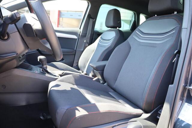 Seat IBIZA 1.0 EcoTSI FR 110PK / 81kW Apple Carplay & Android Auto, achteruitrijcamera, verwarmbare voorstoelen, navigatie, full LED koplampen, grootlichtassistent, adaptive cruise control (ACC), Travel Assist incl. file assistent, getint glas achter, elektrisch ver