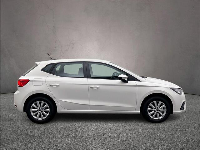 Seat IBIZA Style Plus 1.0 TSI 95pk Cruise control, Parkeersensor achter, App connect, Airco, LED koplampen, DAB, Radio, Bluetooth