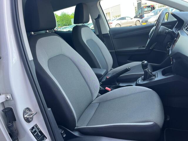 Seat IBIZA 1.0 TSI Style Business Intense / FULL LED / DAB+ / 16'' LMV / CAMERA /