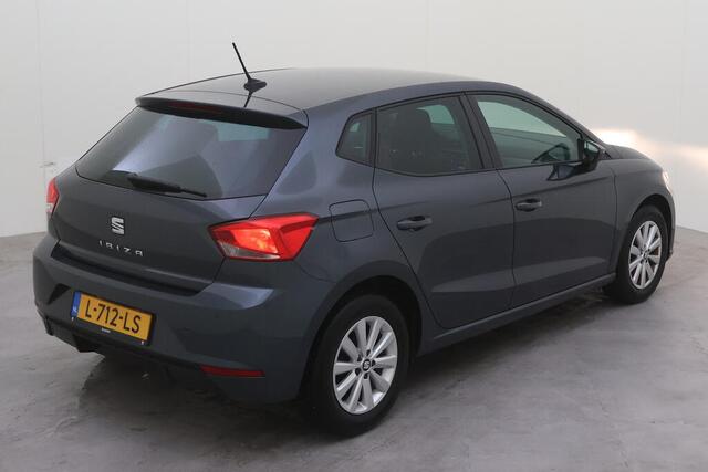 Seat IBIZA 1.0 TSI 95pk Style Business Intense / Achteruitrij camera / Parkeersensoren / Cruise control / Clima / 15'' LM Velgen / Navigatie / Carplay
