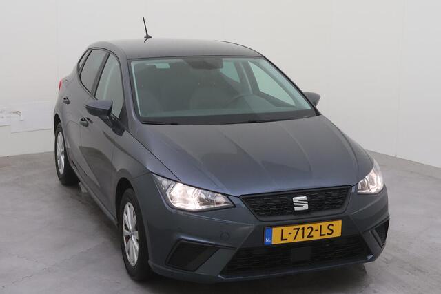 Seat IBIZA 1.0 TSI 95pk Style Business Intense / Achteruitrij camera / Parkeersensoren / Cruise control / Clima / 15'' LM Velgen / Navigatie / Carplay