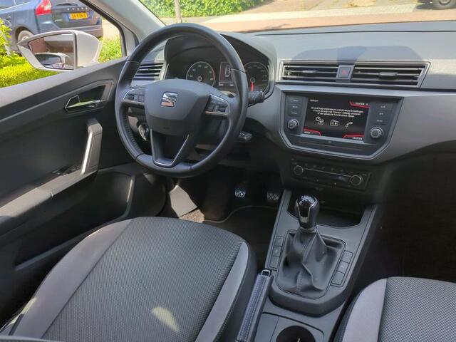 Seat IBIZA 1.0 TSI Style / App connect / Climate controle / Parkeersensoren V+A / Lichtmetaal 16 inch /