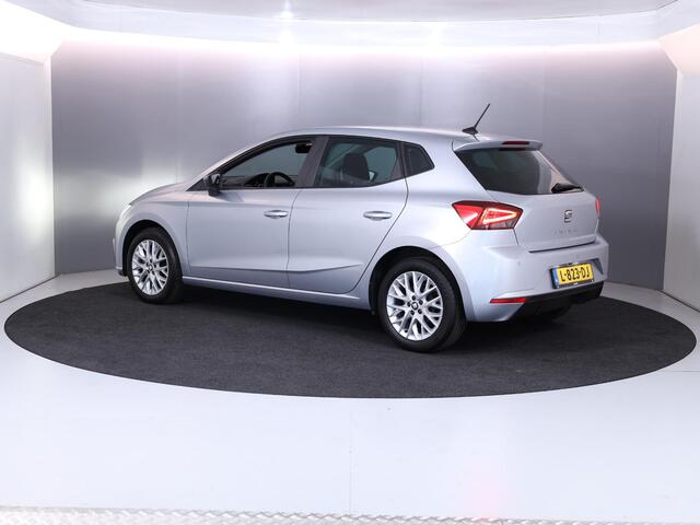 Seat IBIZA 1.0 TSI Style Business Intense Plus 95 pk | Navigatie | Parkeersensoren | Achteruitrijcamera | Stoelverwarming | Beats audio |
