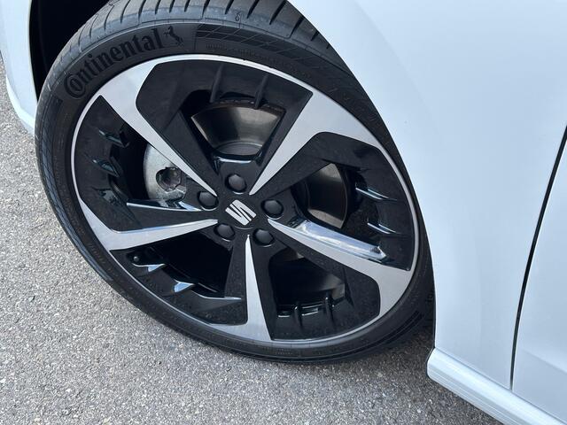Seat IBIZA 1.0 EcoTSI 116pk DSG FR | Led | 18 inch | Camera | Carplay | Adapt. Cruise | Keyless | Rijklaar incl. garantie
