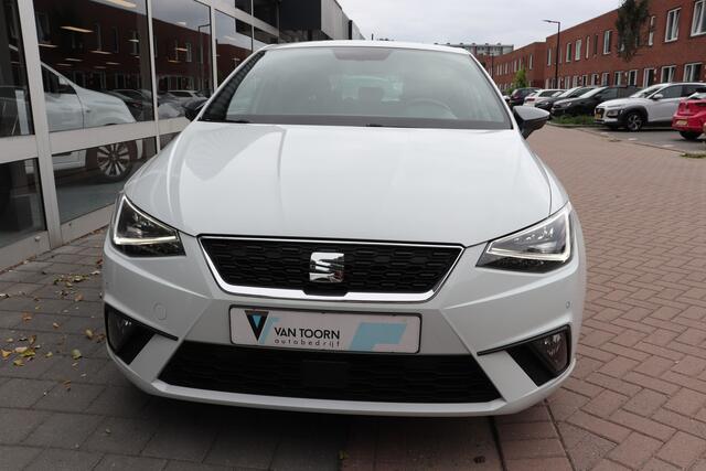 Seat IBIZA 1.0 TSI Excellence. Navigatie.