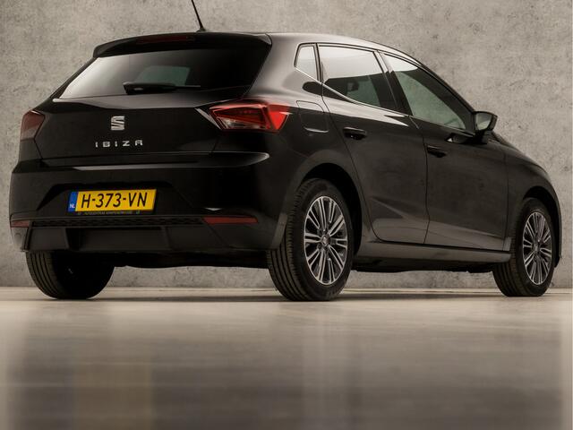 Seat IBIZA 1.0 TSI Excellence FR Sport (VIRTUAL COCKPIT, APPLE CARPLAY, GROOT NAVI, LEDER, KEYLESS, BEATS AUDIO, SPORTSTOELEN, GETINT GLAS, ZWART HEMEL, CRUISE, NIEUWSTAAT)