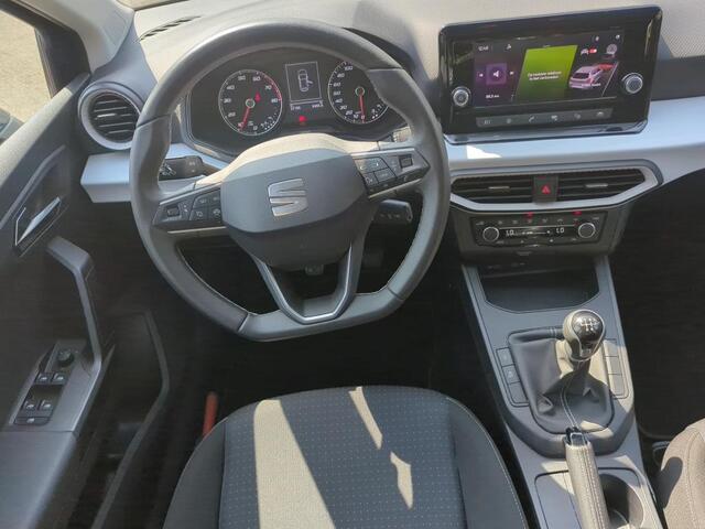 Seat IBIZA 1.0 EcoTSI 95pk Style / Full-Link / Climate Control / Parkeersensoren Achter / 16" LMV