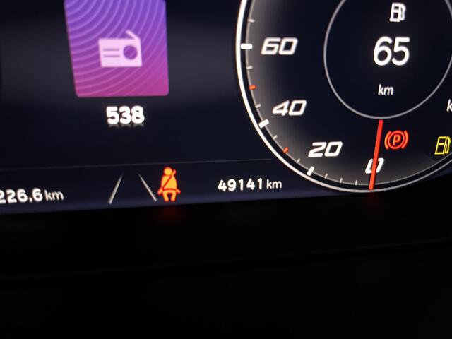 Seat IBIZA 1.0 TSI FR Business Intense / CAMERA/ PARK. SENSOREN/ LED PLUS/ VIRTUAL COCKPIT/ STOELVERWARM./ FULL LINK/ ADAPT. CRUISE/ NAVI/ CLIMA/ DAB/ 17" LMV