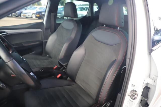 Seat IBIZA 1.0 TSI FR Business Intense 116PK Trekhaak Virtual Cockpit 18 inch Full LED Navigatie Achteruitrijcamera Beats Audio Half Leder Climate Cruise Control