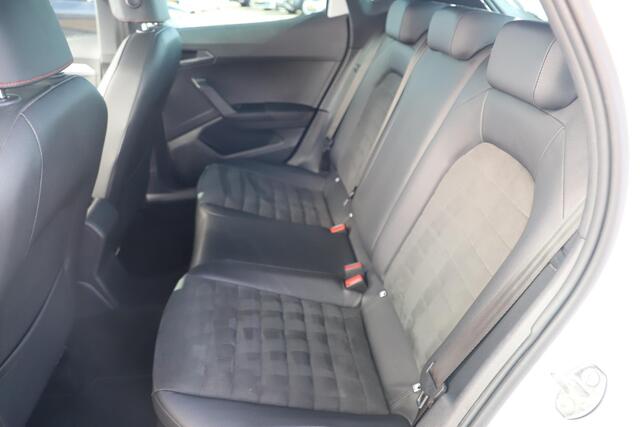 Seat IBIZA 1.0 TSI FR Business Intense 116PK Trekhaak Virtual Cockpit 18 inch Full LED Navigatie Achteruitrijcamera Beats Audio Half Leder Climate Cruise Control