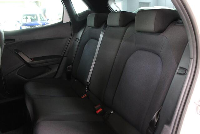 Seat IBIZA 1.0 EcoTSI FR / 17'' LMV / PDC voor + achter / Full led / Rij modus /