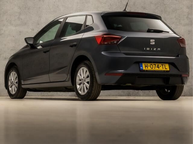 Seat IBIZA 1.0 TSI Sport (APPLE CARPLAY, GROOT NAVI, CAMERA, CLIMATE, CRUISE, SPORTSTOELEN, GETINT GLAS, LM VELGEN, NIEUWE APK, NIEUWSTAAT)