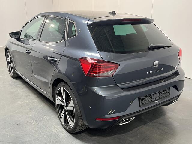 Seat IBIZA 1.0 EcoTSI FR / AUTOMAAT/ LED/ KEYLESS/ BEATS AUDIO/ NAVI/ CLIMA/ STOEL VERWARM./ PARK. SENSOREN + CAMERA/ FULL LINK/ DAB/ RIJ-MODI/ DIGITAL DASH/ CRUISE/ 18" LMV