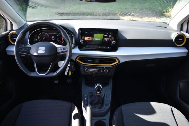 Seat IBIZA TSI 95PK BUSINESS STYLE CRUISE/NAVI/CARPLAY