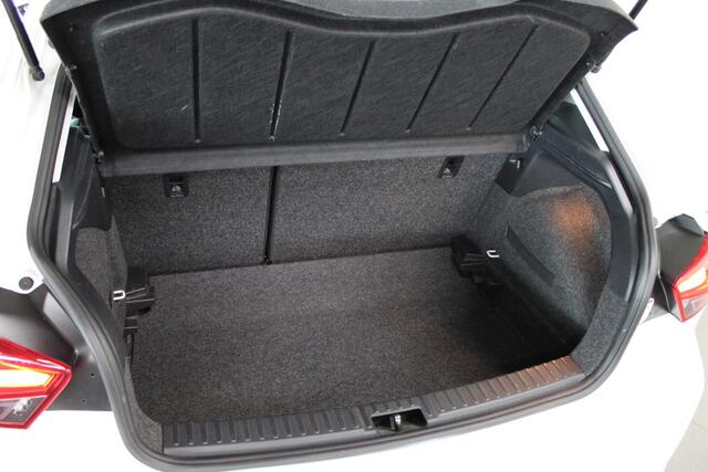 Seat IBIZA 1.0 TSI Style Limited Edition / FULL LED / NAVIGATIE / DAB+ / AFN. TREKHAAK /