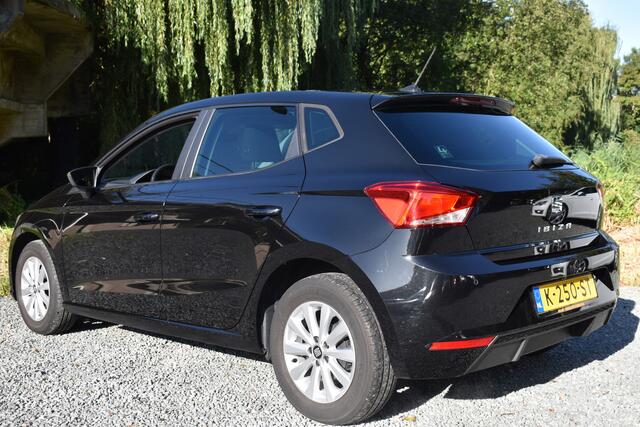 Seat IBIZA TSI 95PK STYLE BUSINESS INTENSE CAMERA/NAVI/CARPLAY
