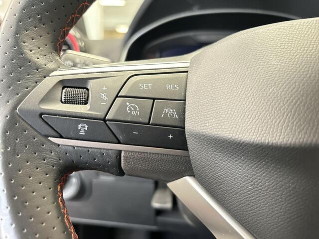 Seat IBIZA 1.0 TSI 110pk DSG FR Business Connect · Apple/Android Car Play · Camera · P-Sensoren · Stoelverwarming · Virtual Cockpit · 17'' Inch · Garantie t/m 04-07-2027 of 100.000km