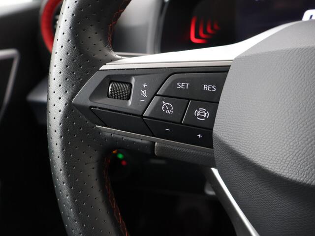 Seat IBIZA 1.0 EcoTSI FR | 95 PK | Parkeersensoren | LED verlichting | Apple Carplay/Android Auto |