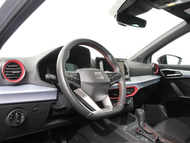 Seat IBIZA 1.0 EcoTSI 116 pk DSG FR | Climate control | Adaptieve cruise control | Parkeersensoren | Achteruitrijcamera | LED | Keyless | Verwarmde voorstoelen | Apple Carplay/ Android Auto