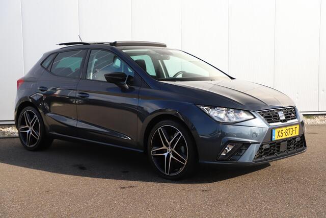 Seat IBIZA 1.6 TDI FR Business Intense Panoramadak 18 inch LMV Beats Audio Navigatie Carplay Android Achteruitrijcamera Climate Cruise Control
