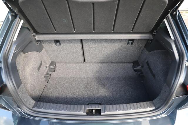 Seat IBIZA 1.0 EcoTSI Style Business Intense 95PK NAP Virtual Cockpit Getint Glas Carplay Android Navigatie Stoelverwarming Climate Cruise Control LED