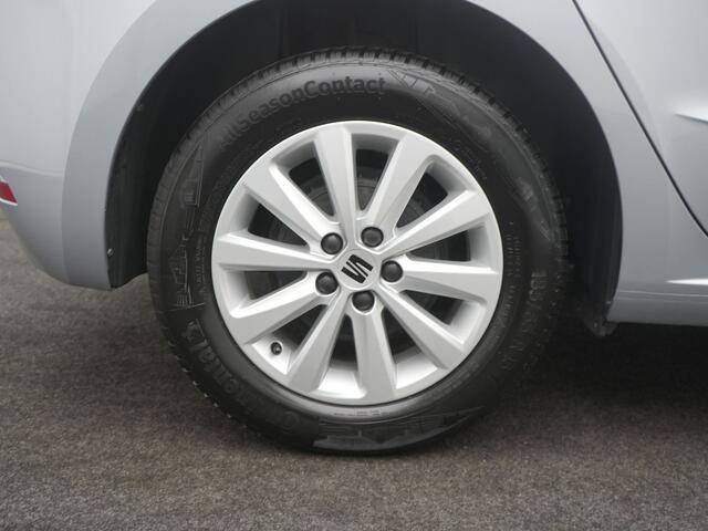 Seat IBIZA 1.0 EcoTSI Style Business Connect - RIJKLAARPRIJS - Facelift! - All Seasonbanden - Virtual Cockpit - Apple Carplay - Android Auto