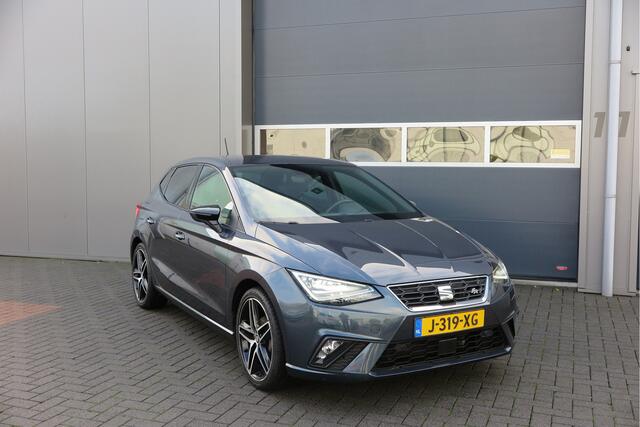 Seat IBIZA 1.0 TSI 95PK FR Limited Edition, Virtual Cockpit , Beats audio , Led verlichting, Camera, Stoelverwarming, Navi, Alcantara bekleding ,Cruise control, etc. .