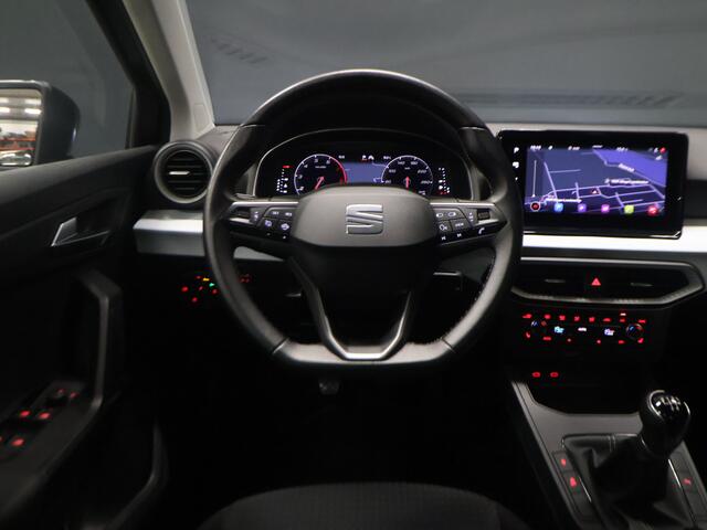 Seat IBIZA 1.0 EcoTSI Style Business Intense [APPLE CARPLAY, PDC V+A, CRUISE CONTROL, STOELVERWARMING, AUTOMATISCHE AIRCO, NAVIGATIE, NIEUWSTAAT]