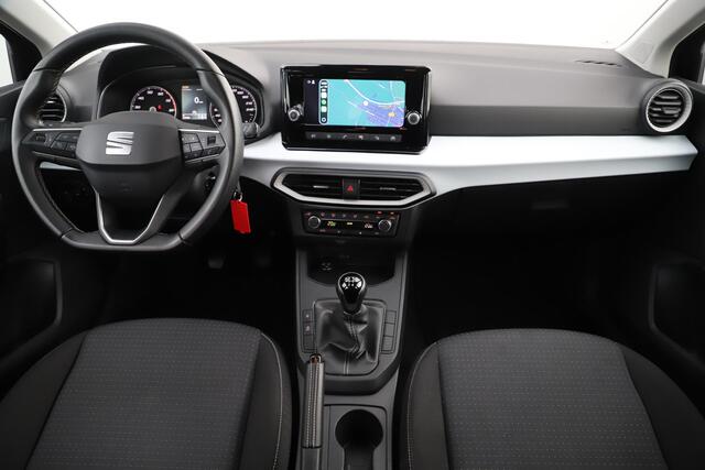 Seat IBIZA 1.0 EcoTSI Style 95PK NAP Full LED Carplay Android Draadloos 15 inch LMV Rijstrooksensor Parkeersensor Climate Cruise Control