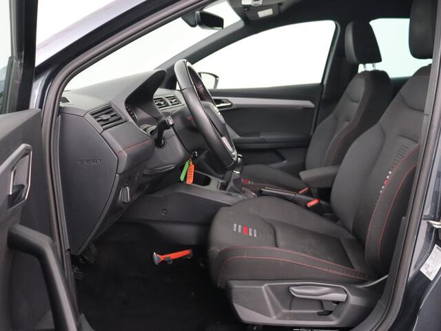 Seat IBIZA 1.0 TSI FR Intense | Trekhaak | Camera | Carplay | Navigatie | Climate control | Parkeerhulp | Cruise control