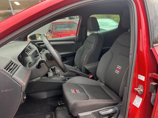 Seat IBIZA 1.0 TSI FR Business Intense / AUTOMAAT/ BEATS AUDIO/ CAMERA/ PARK. SENSOREN/ GETINT GLAS/ VIRTUAL COCKPIT/ LED/ NAVI/ CLIMA/ 17" LMV