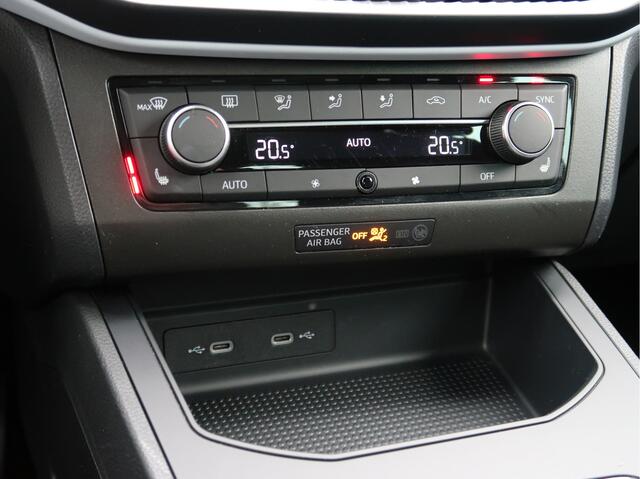 Seat IBIZA 1.0 TSI Style Business Connect | Navigatie | Parkeersensoren | Stoelverw | Led